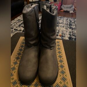 Skechers Gray Memory Foam Boots